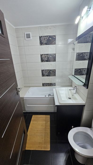 Apartament 2 camere, vis-a-vis de Ienachita Văcărescu