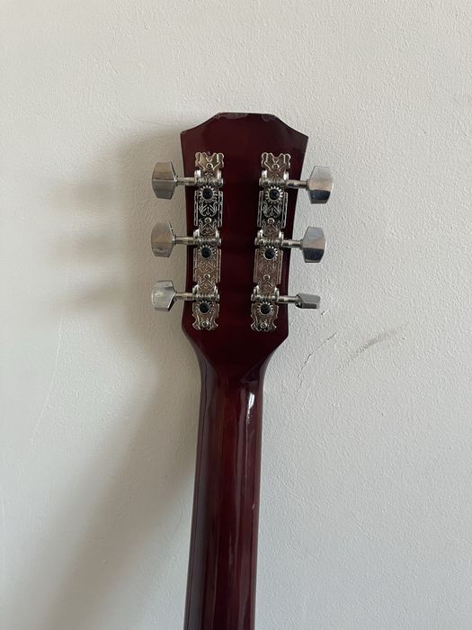 Продам гитару в идеальном состоянии