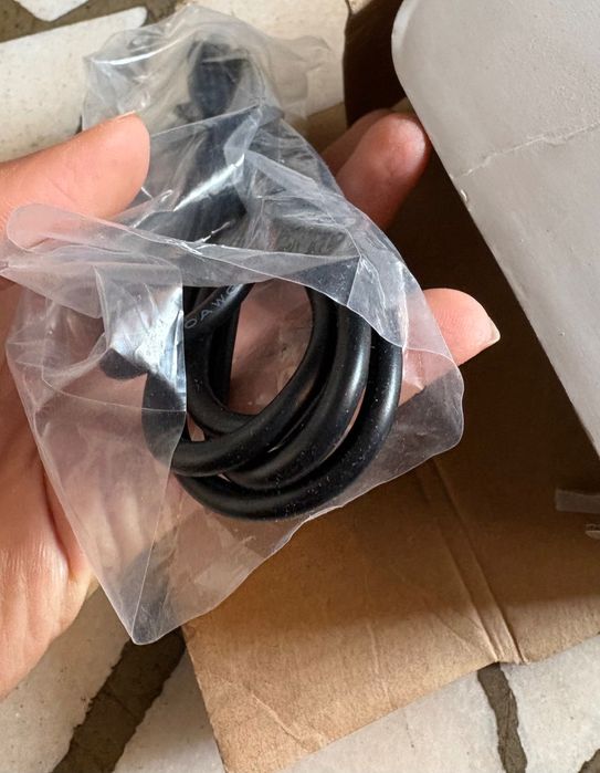 Încărcător baterii Tronic nou
