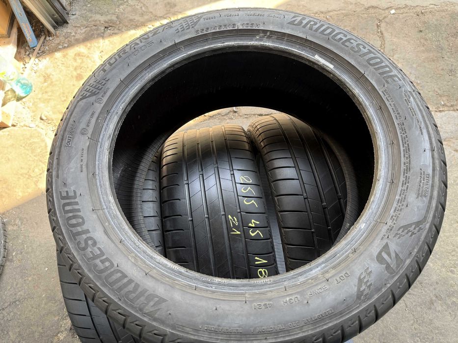 4x Anvelope Vara 255/45 R18 - Bridgestone Turanza T005