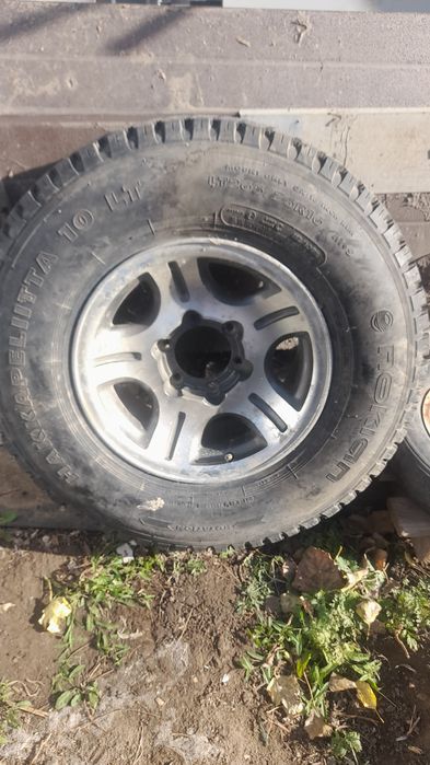 Продам шино 175/65/14