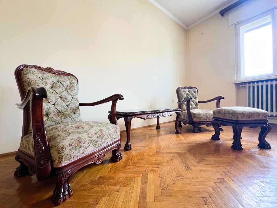Set mobilier de arta, sculptat - lemn fag / nuc_Craiova