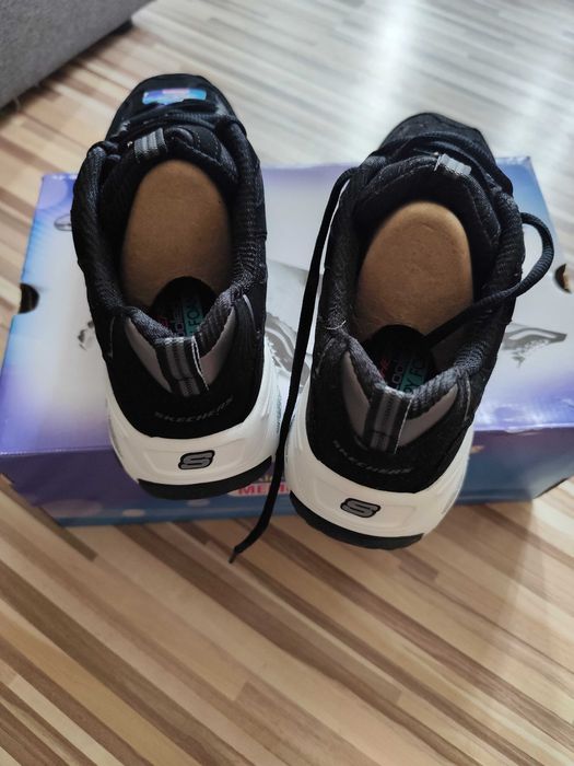 Дамски маратонки Skechers
