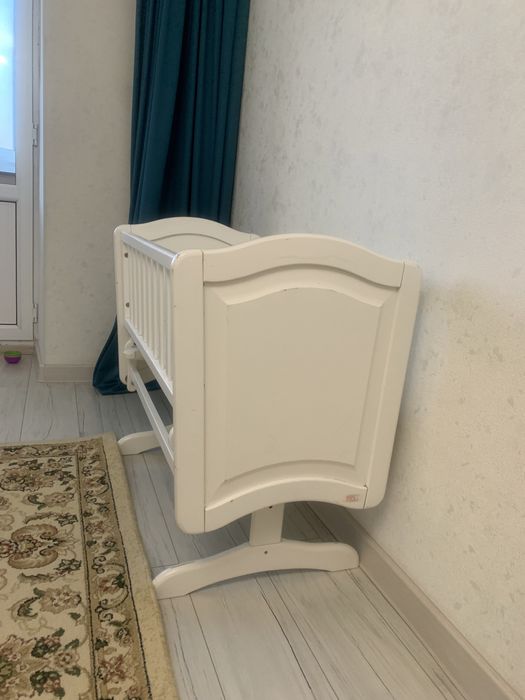 Продам детскую кроватку люльку