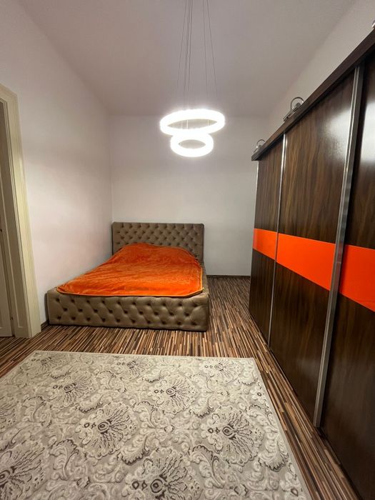 Inchiriez apartament in Arad