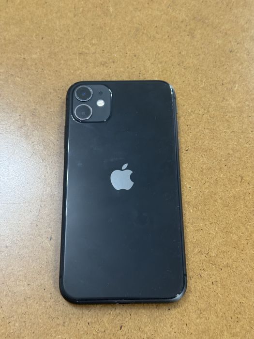 iPhone 11 черный