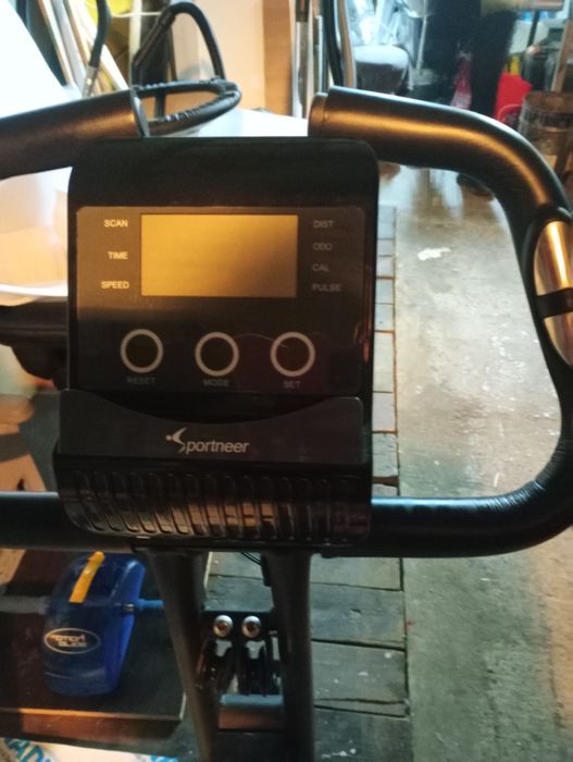 Сгъваем велоергометър Sportneer