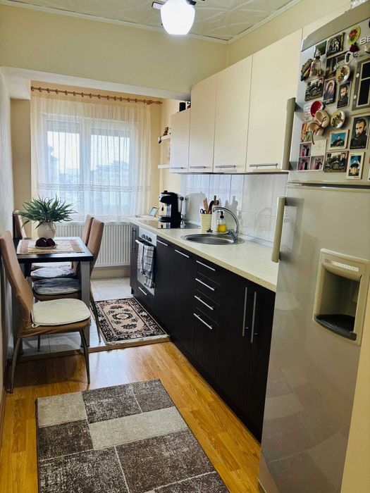 Vând apartament cu o cameră tip DP Rogerius