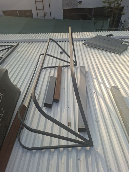 Karkaz sotiladi . Продаются железные рамы