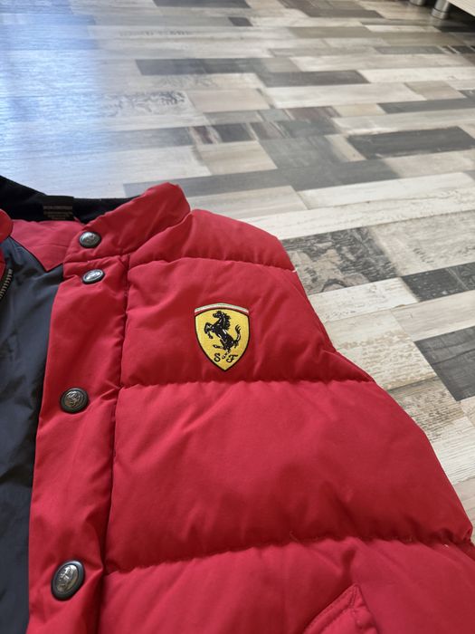 vesta Ferrari Limited Edition