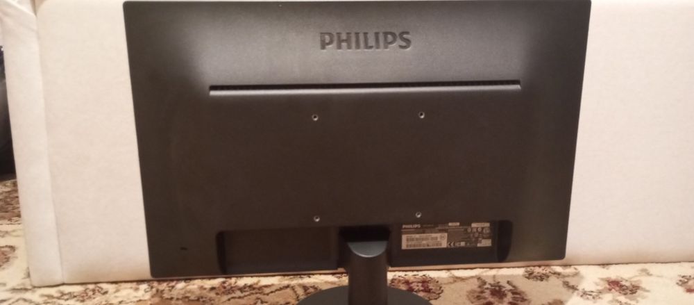 Монитор  PHILIPS