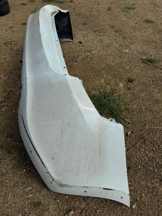 Задний бампер на Ладу калина