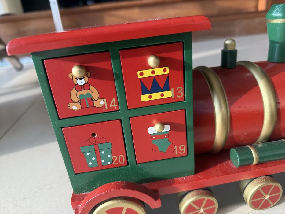 Коледно Влакче Календар