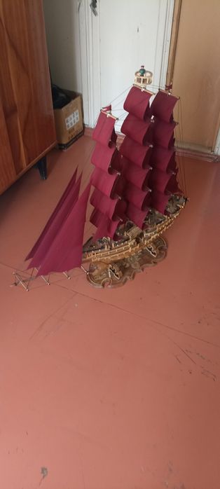 Продам карабль!!