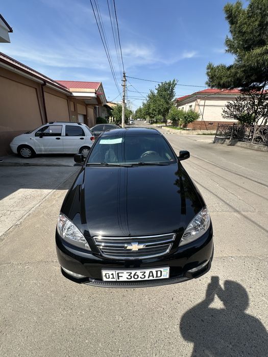 Sotiladi yengi 13.300 yurgan tinq