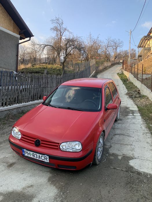 Se vinde golf 4