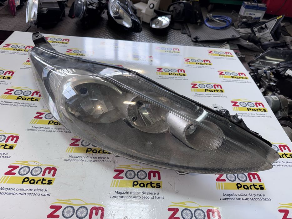 Far dreapta Ford Fiesta MK6 2009-2012