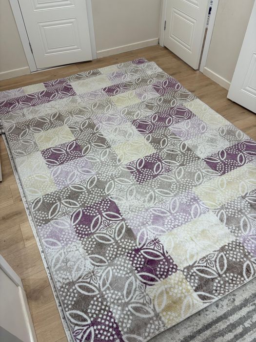 Кілем сатылады жаксы күйде.!