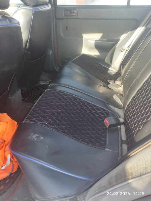 Продам машину хюндай лантра!!