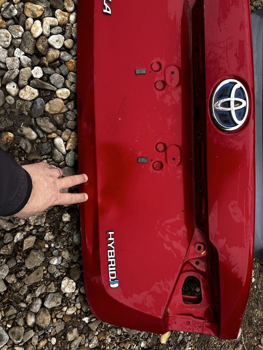 Hayon toyota corolla e21.