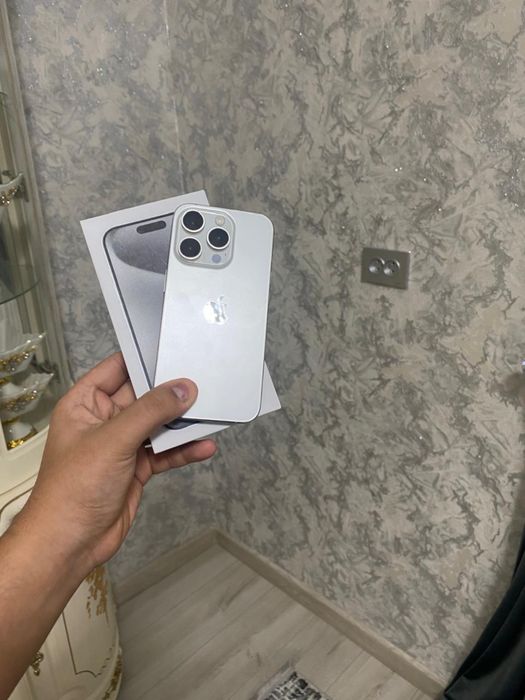 IPhone 15 Pro 256 gb