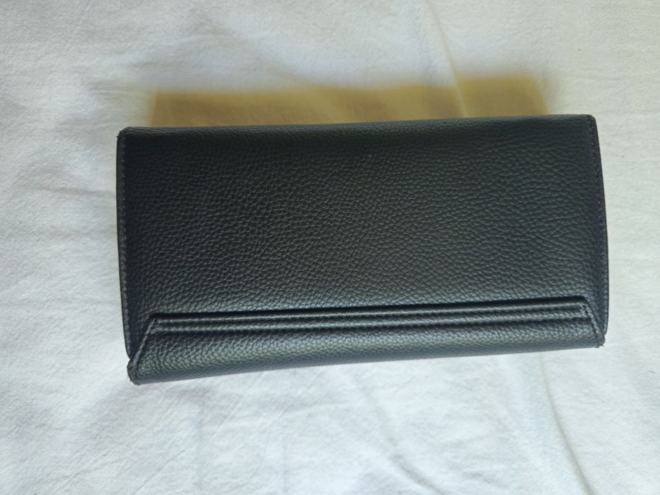 Дамско портмоне Derimod