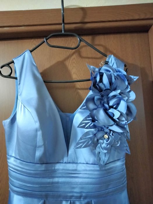 Rochie noua, tafta, marimea 42