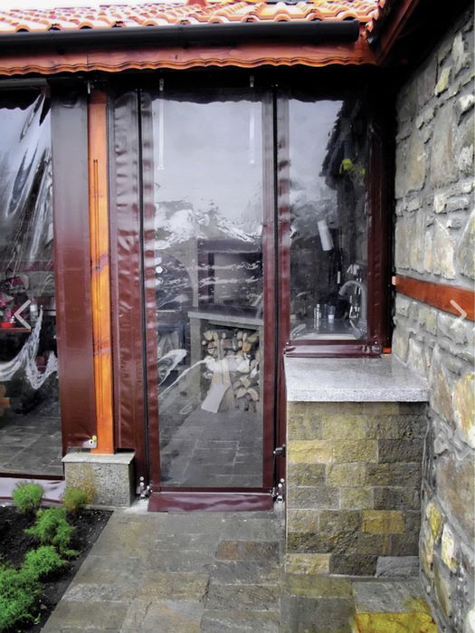 Верроупорни завеси PVC винил кристал ветробрани найлони тенти сенници