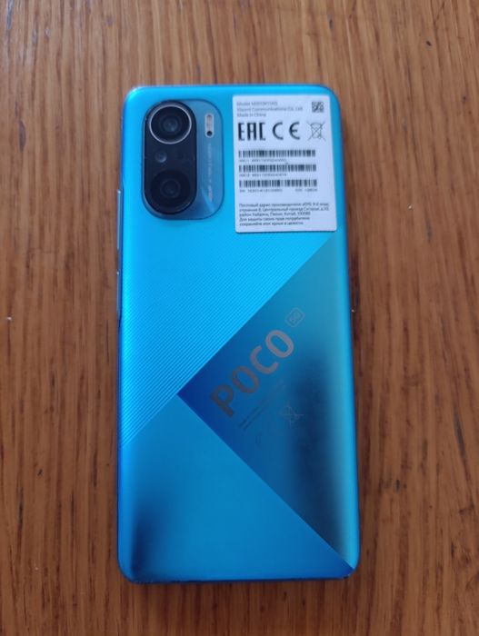 Продам Poco f3 в отличном состоянии