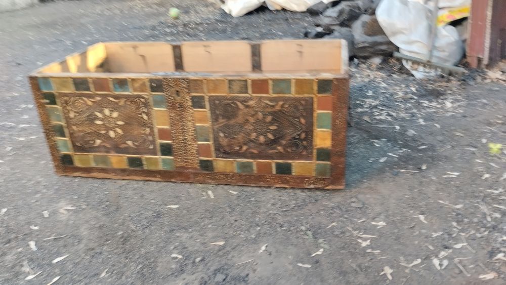 Бабушкин большой сандық