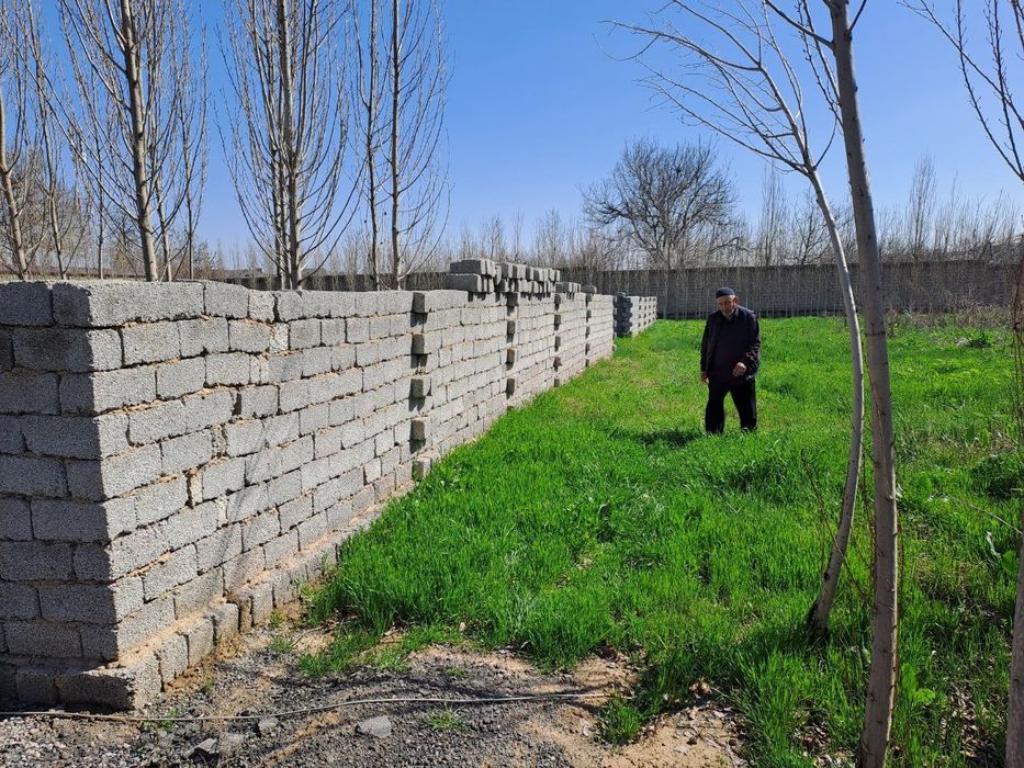 Дурмон,Хайдаробод!Про-ся 24-соток 4,по 6-соток земельный участки