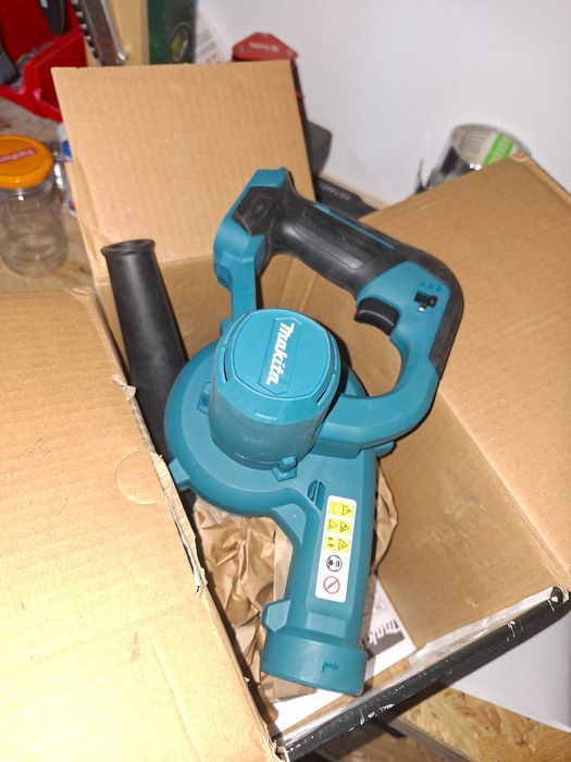 Vand Suflanta Makita