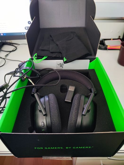 Наушники Razer BlackShark v2 Pro