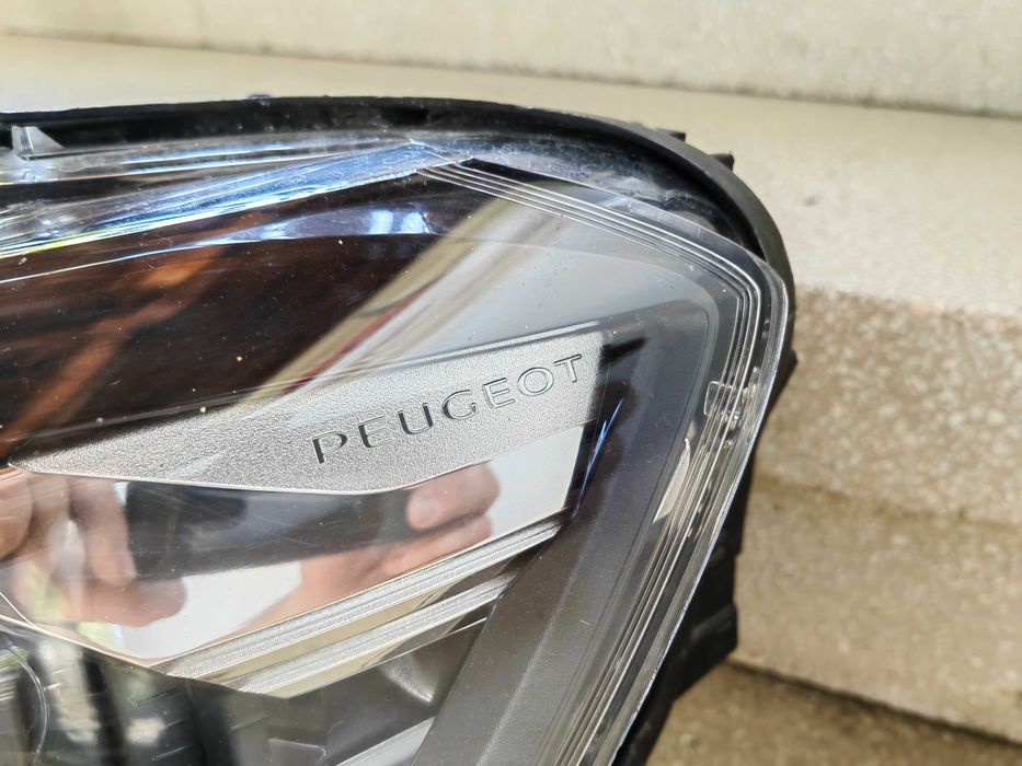 Фар Peugeot Partner Rifter LED ляв / Фар Пежо Партнер / Фар Rifter