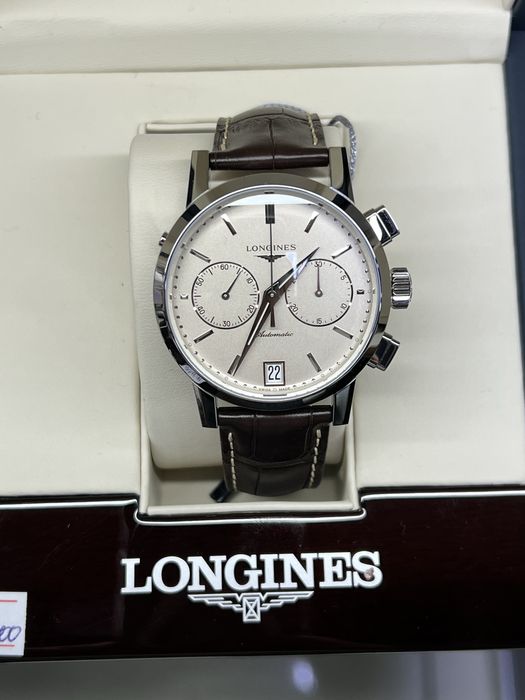 Швейцарские часы Longines, хронограф.