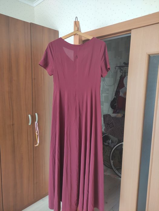 Продам женское платье