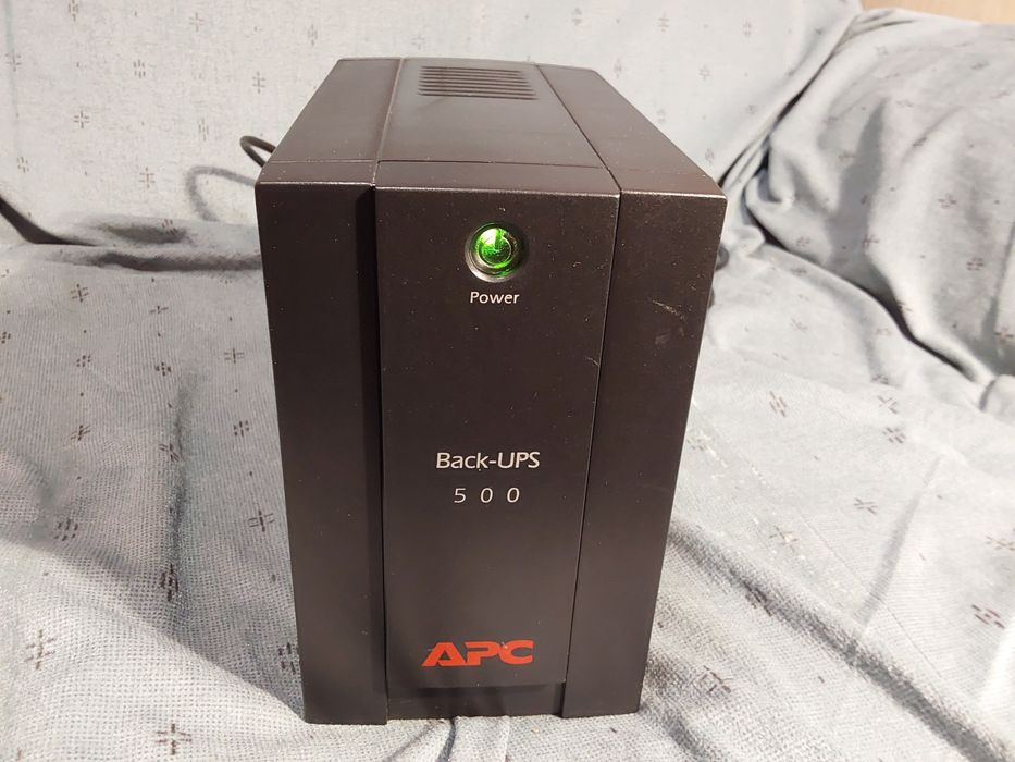 UPS  sursă neîntreruptibilă APC BX500CI