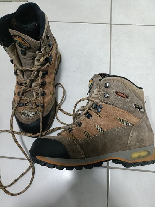 Ghete munte Meindl mărimea 41