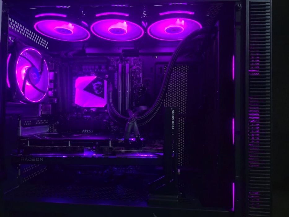 PC gaming ryzen 7 7700 radeon 7800xt 32gb ram