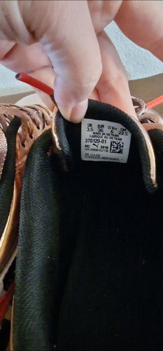 Puma ediție limitata auriu rose 36