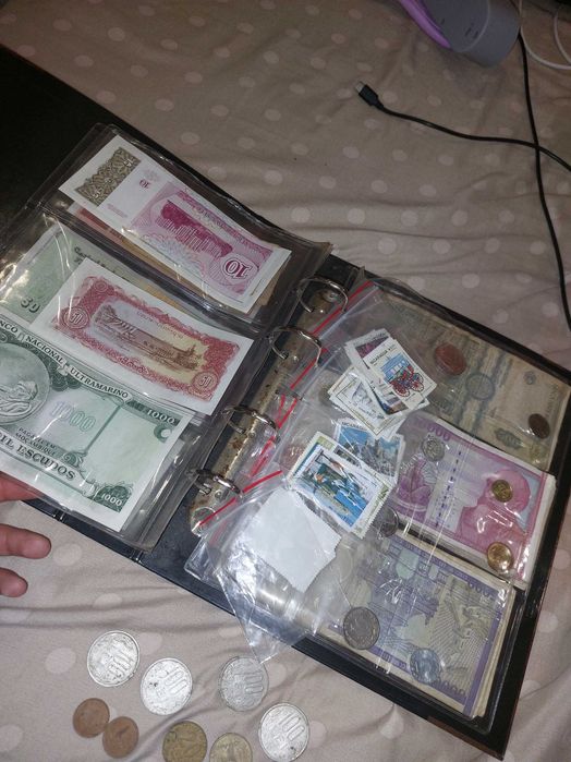 Bacnote si monede