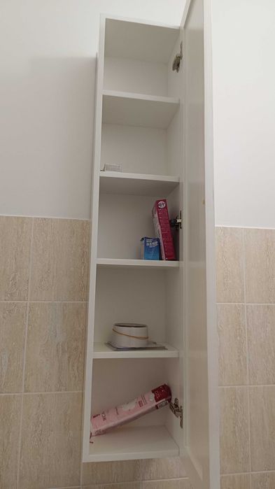 Шкаф в санузел подвесной