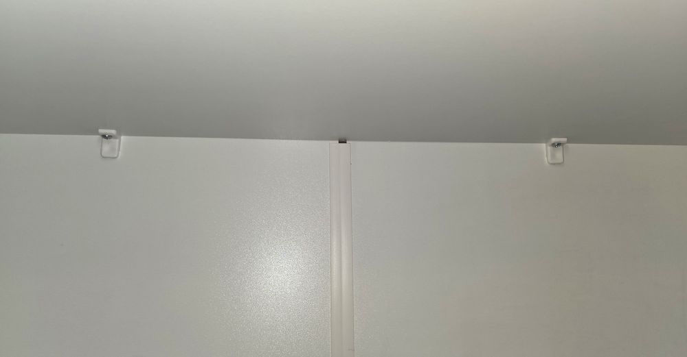 Немски гардер ш171х206вх61 с плъзгащи врати и вътр. оформл. по желание