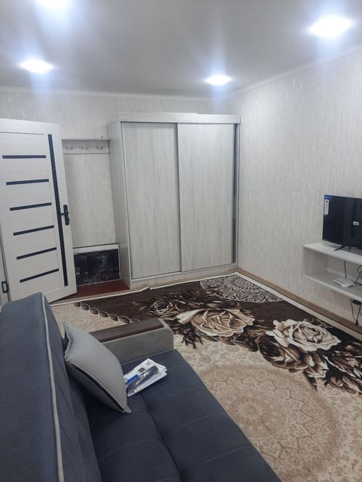 Квартира сотилади