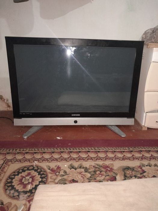 Самсунг  телевизор