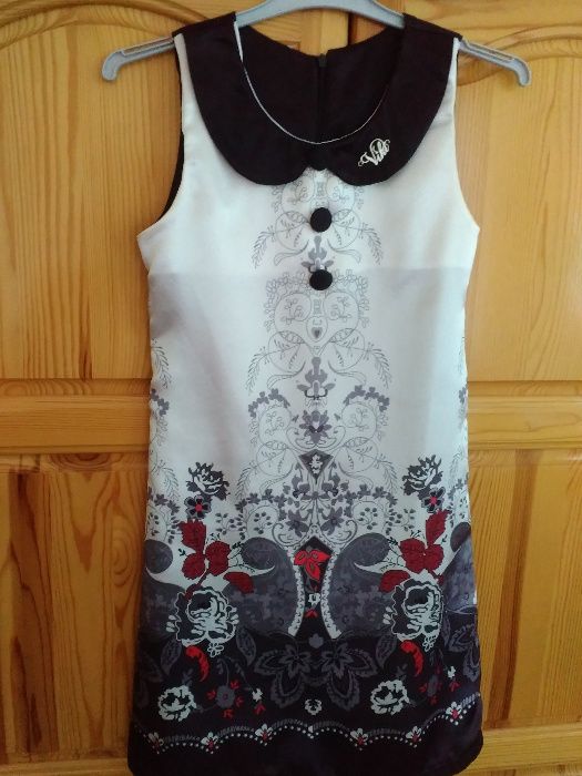 Рокличка за 15 септември или др.повод обличана 2 пъти, като нова е