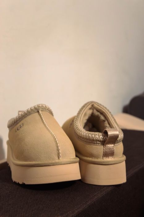 Vand UGG tazz noi