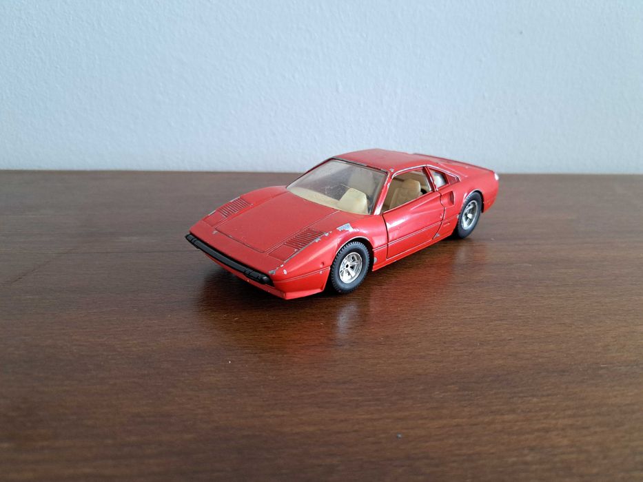 Machete 1:24 Ferrari