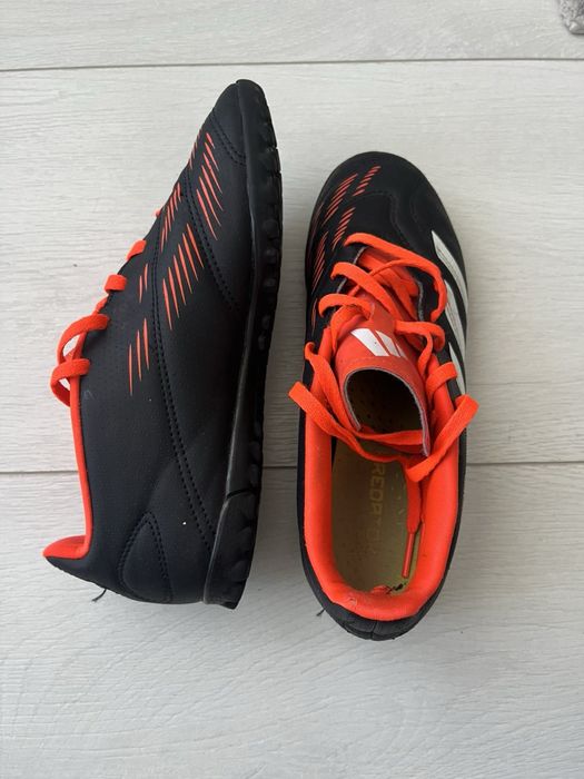 Футболни стоножки Adidas predator