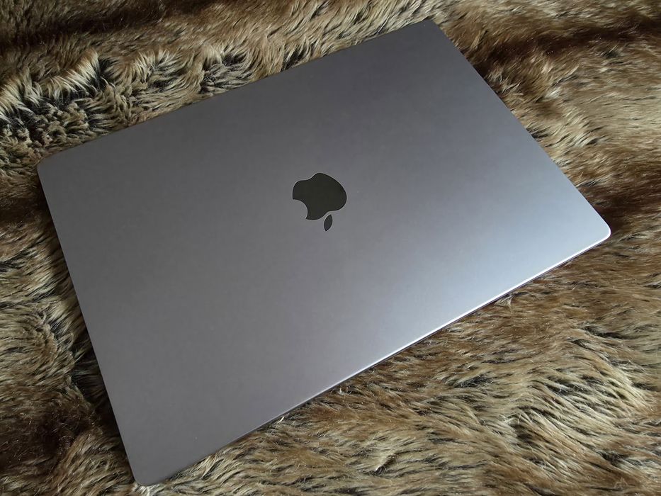 MacBook Pro 2022 M1 Pro 16" SSD 512GB 16GB RAM